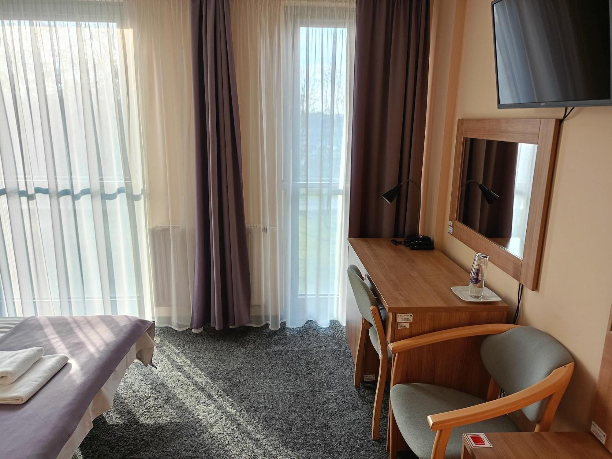 Hotel Olimpijski Oświęcim Kültér fotó